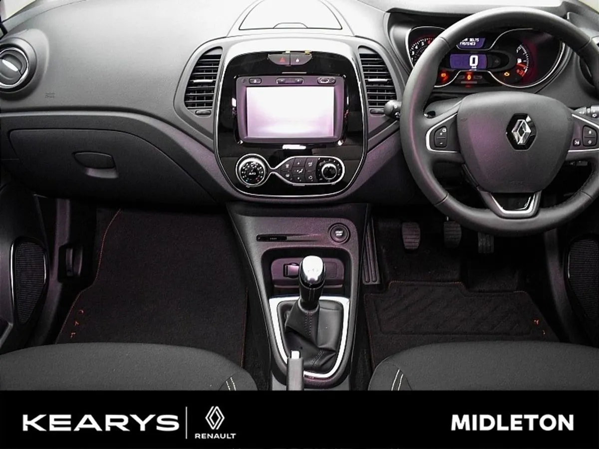 Renault Captur 0.9 TCe 90 Iconic. Low Mileage - Image 4