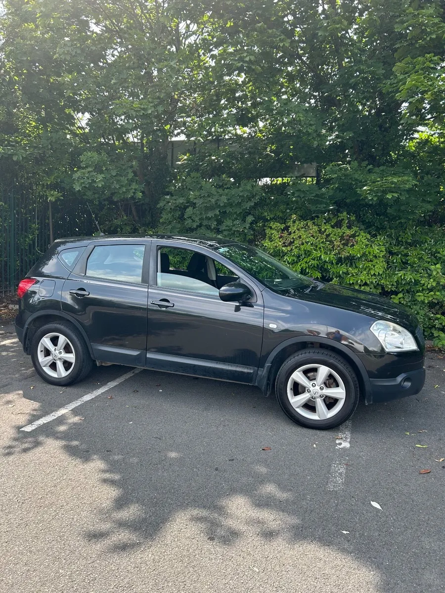 Nissan Qashqai 2008 - Image 1