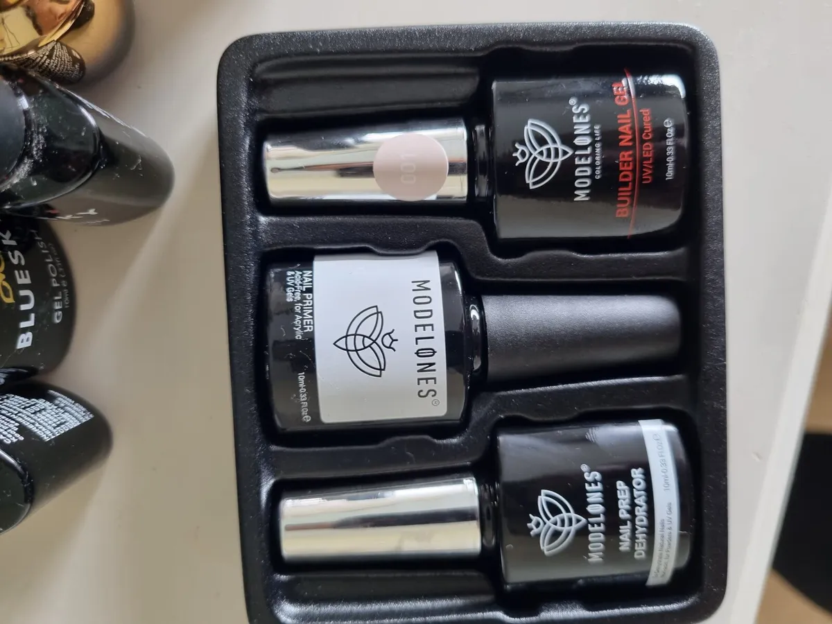 Gel nail kit plus lamp - Image 4