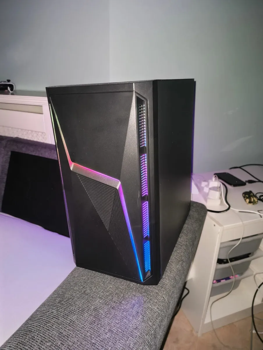 Gaming PC, Rx 6600, r5 3600, 3TB storage, 16gb RAM - Image 2