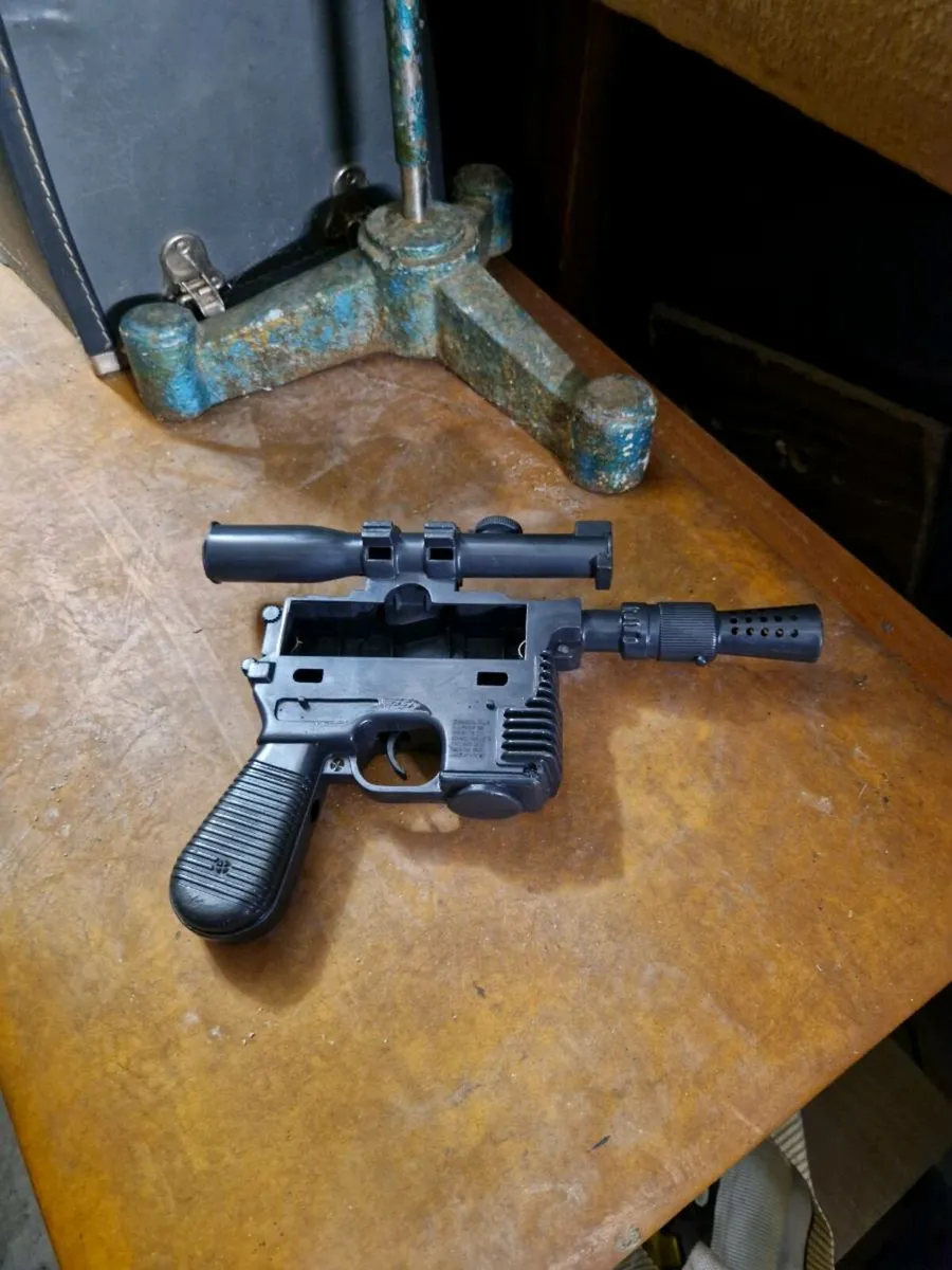 Vintage Star Wars ESB Han Solo Blaster - Image 2