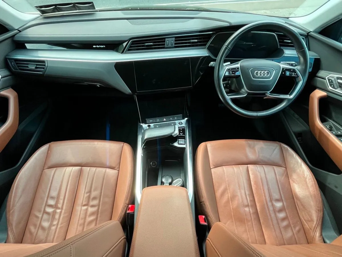 Audi E-Tron Technik 50 Quattro - Image 2