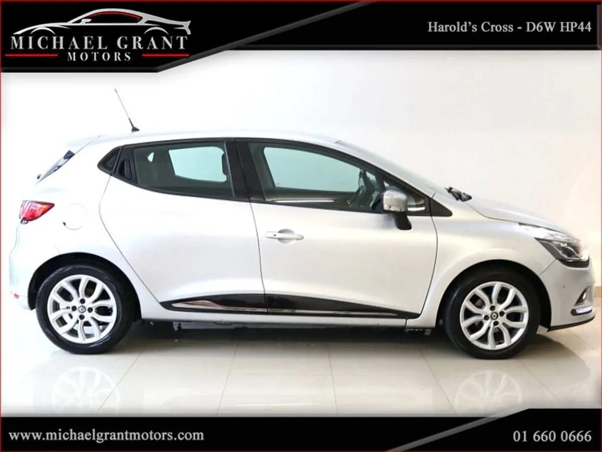 Renault Clio 1.2 Petrol Automatic Dynamique NAV / - Image 4