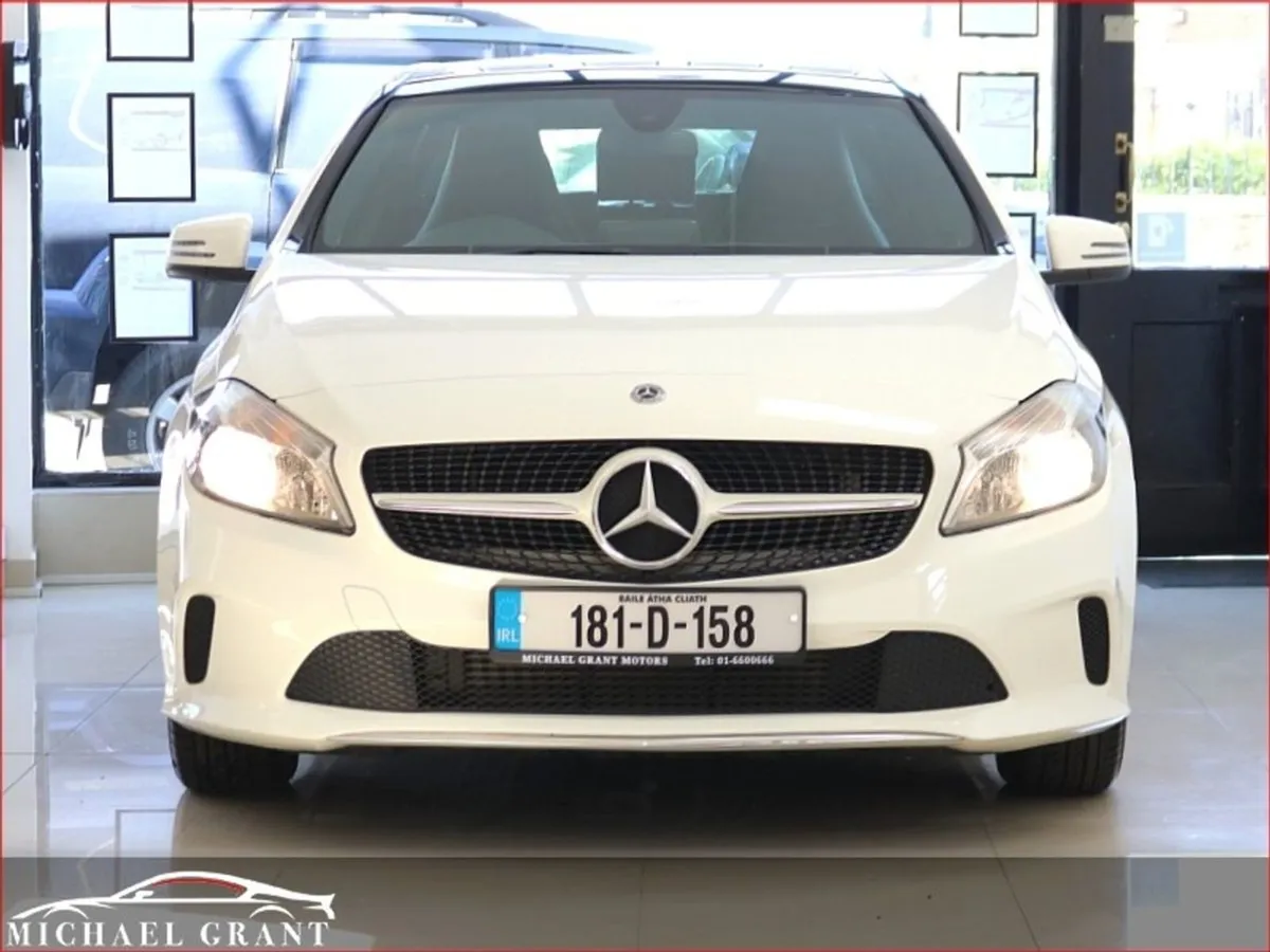 Mercedes-Benz A-Class A160 1.6 Petrol Style Sunro - Image 2