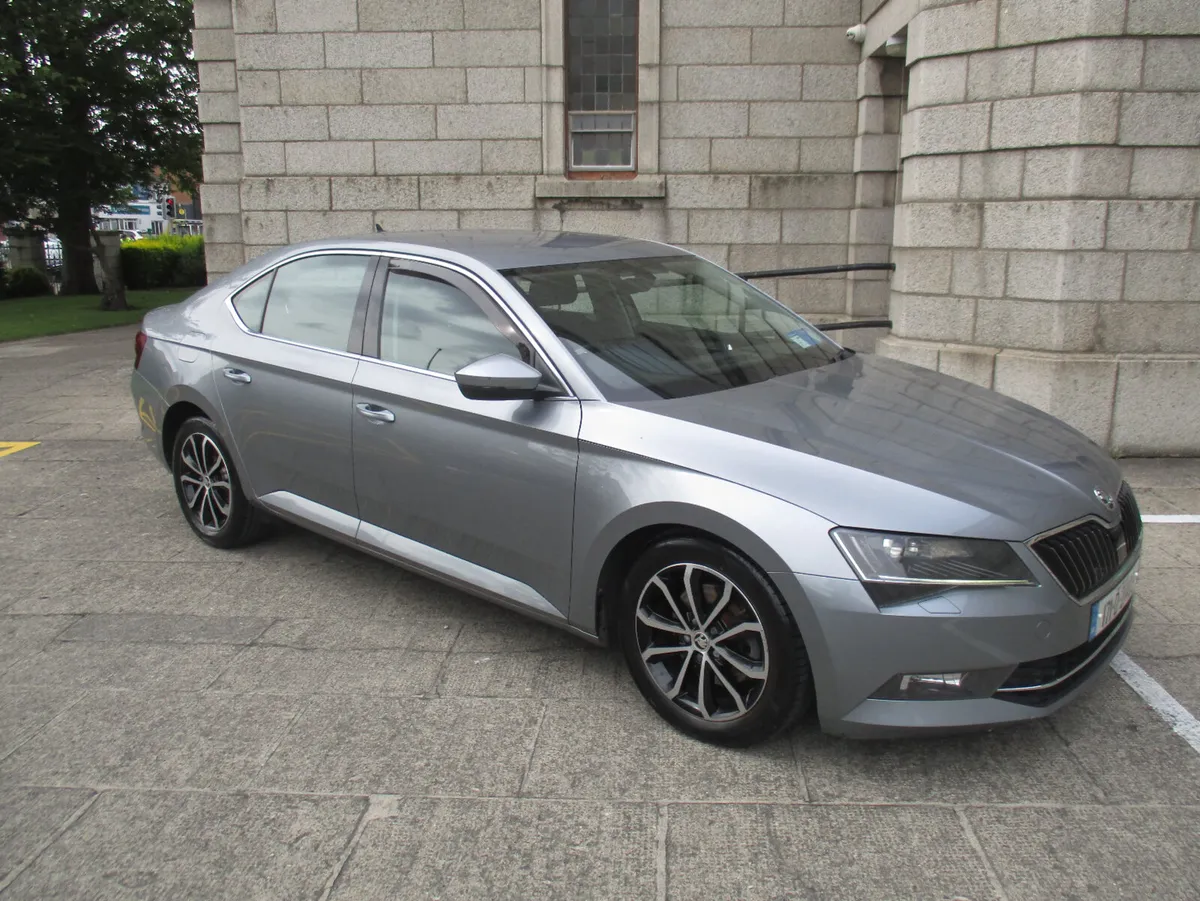 2017 SKODA SUPERB 1.6 TDI AMBITION - Image 1