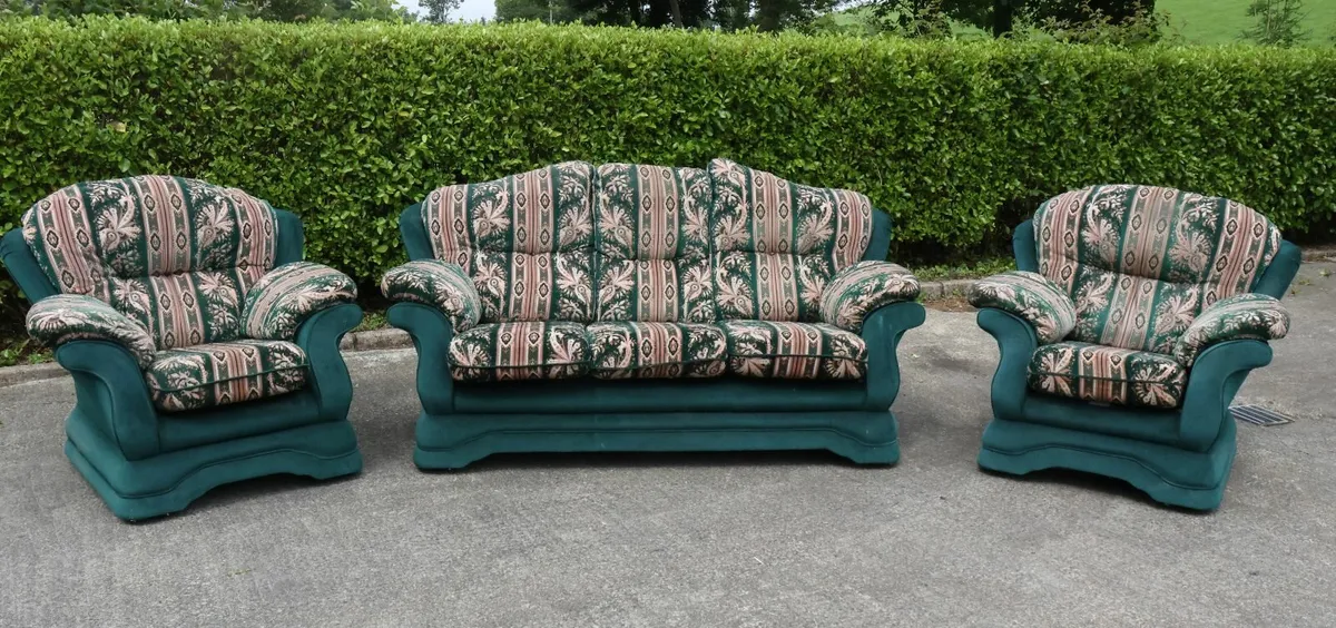 3 Piece Suite - Image 1