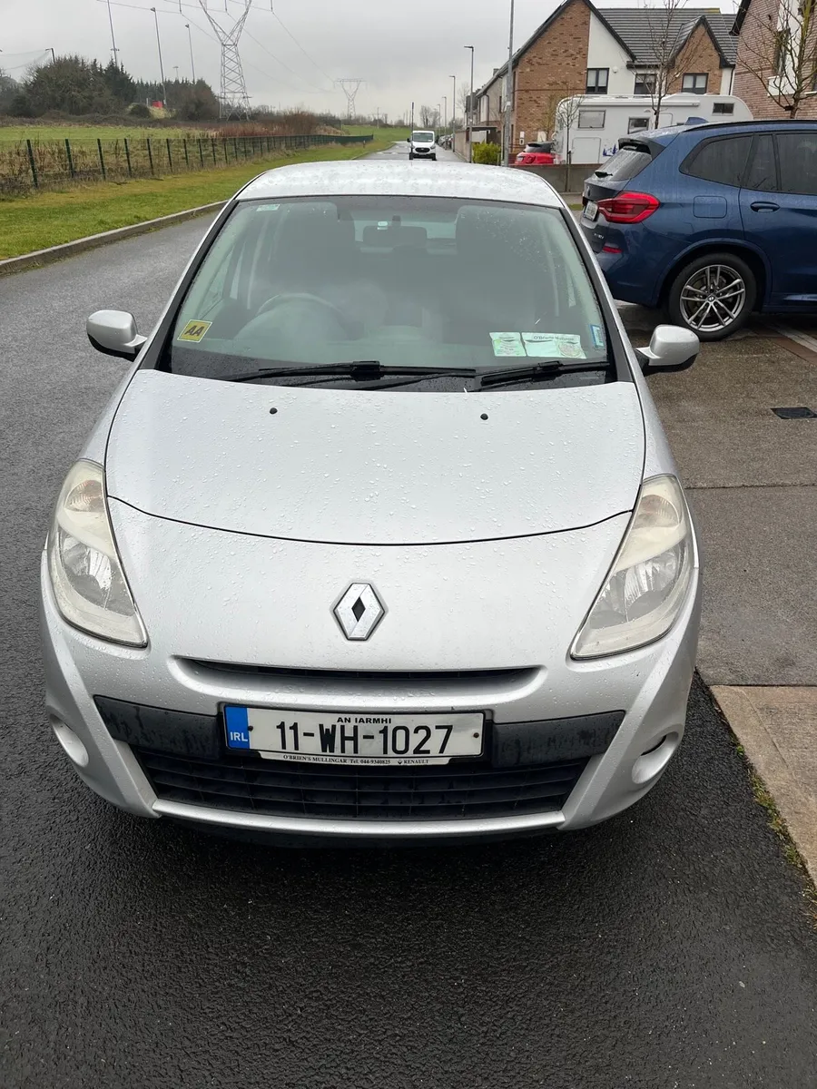11 RENAULT CLIO 1.2 DYNAMIQUE €2,750 NCT 04-26 - Image 2