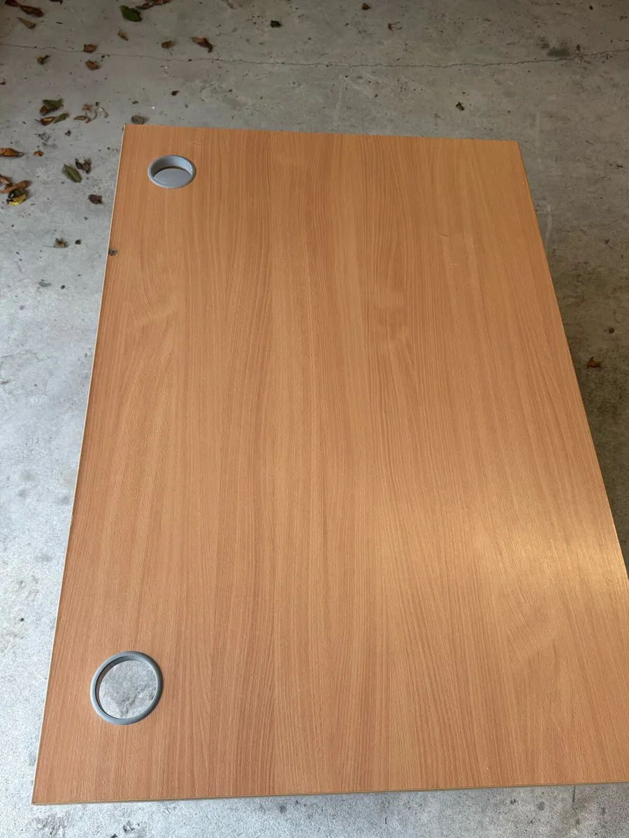 LARGE DESK: perfect for Office/Study - Image 2