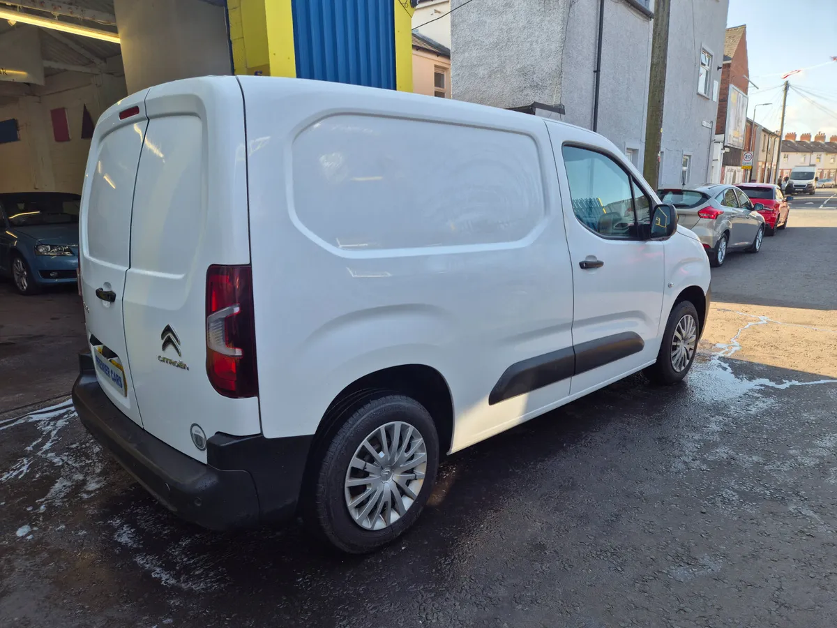 citreon berlingo - Image 4