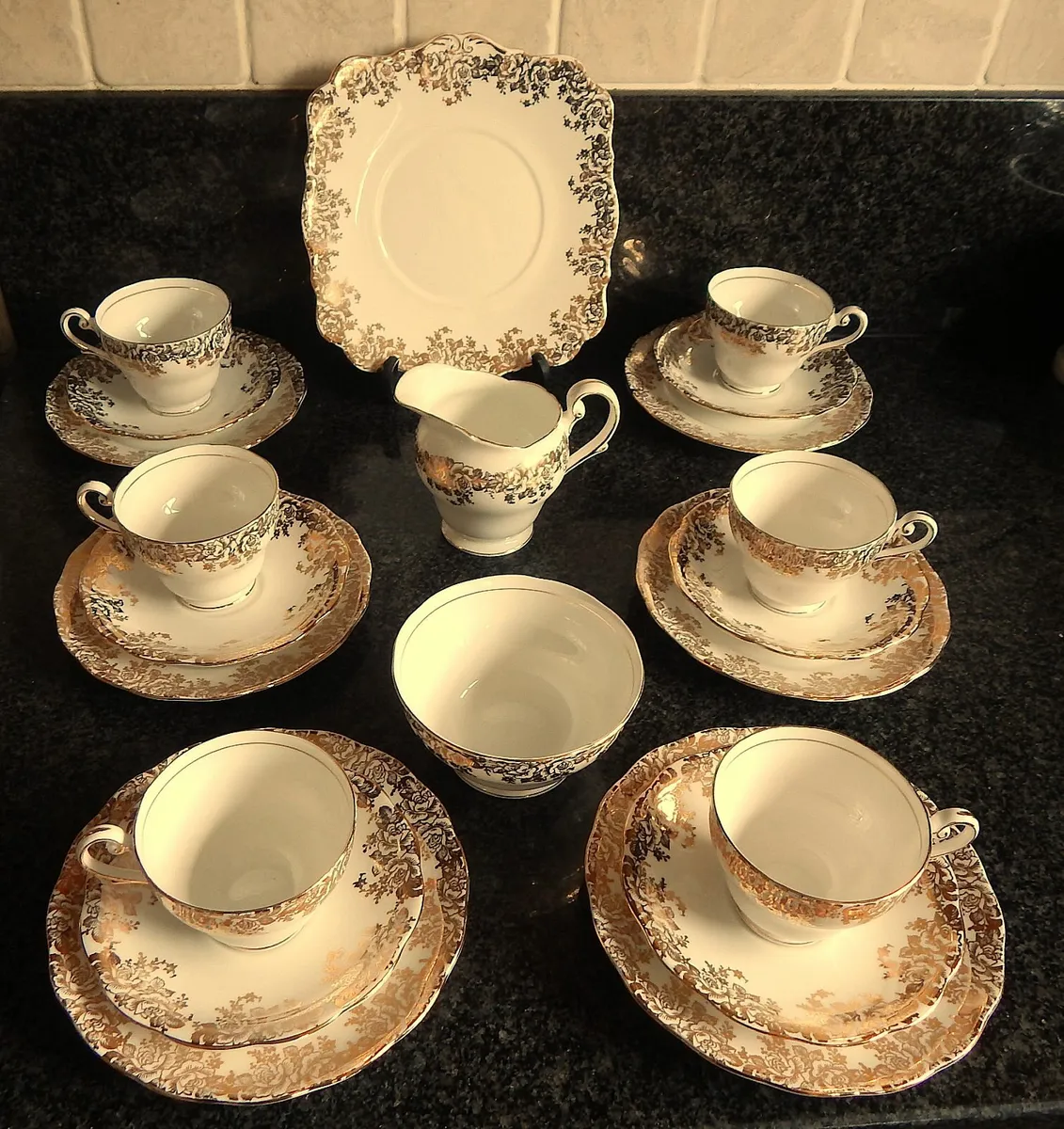 21 Piece Royal Standard Fine Bone China Tea Set - Image 1