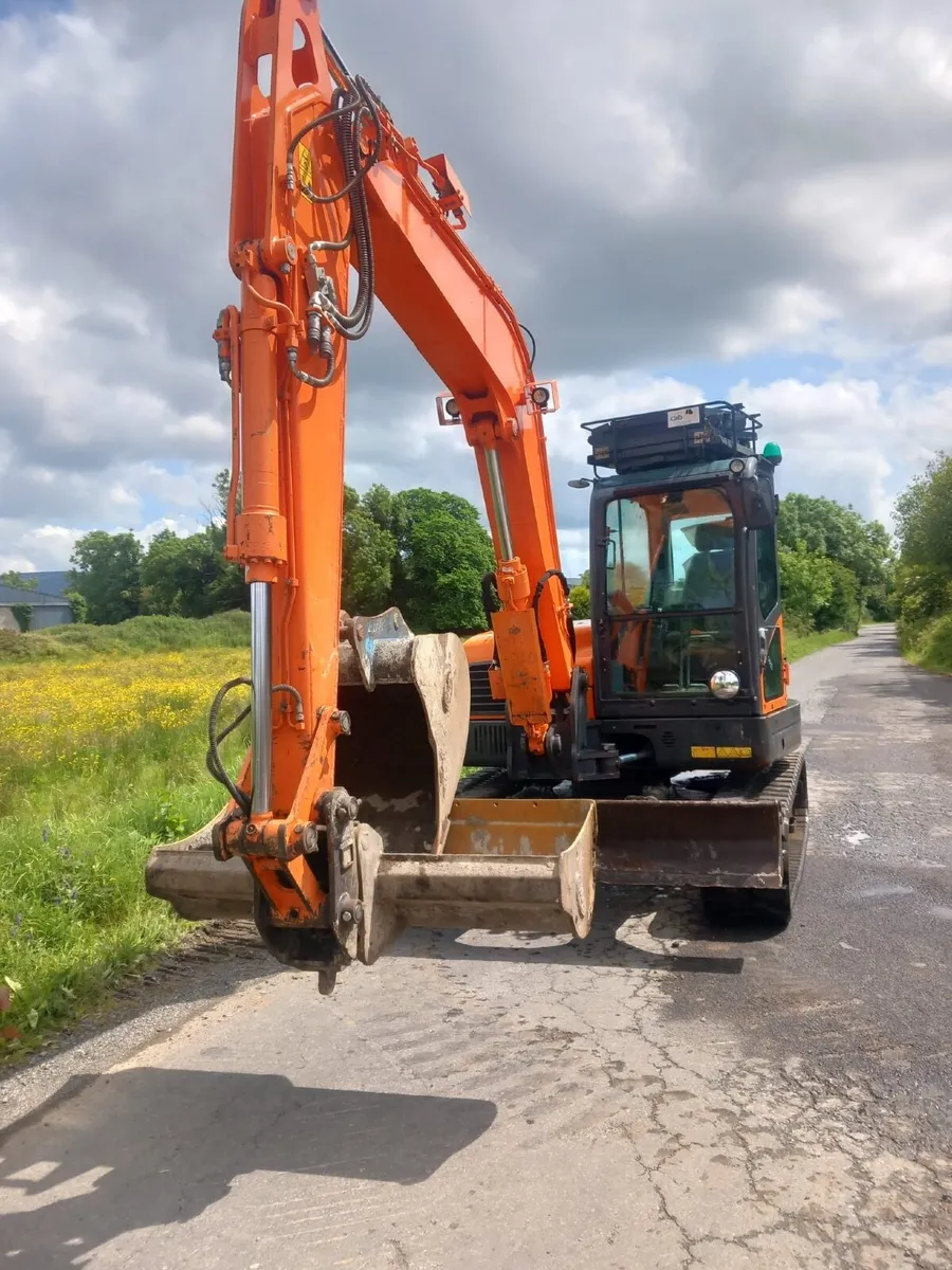 2019 Doosan DX85 - Image 2