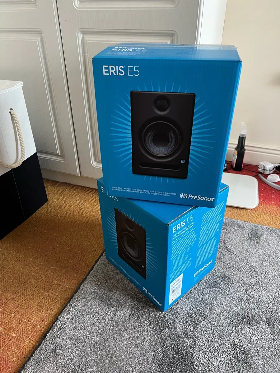 Presonus eris e5 monitor speakers - Image 3