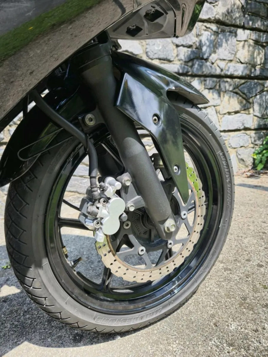 Kawasaki Ninja 250R - Image 4