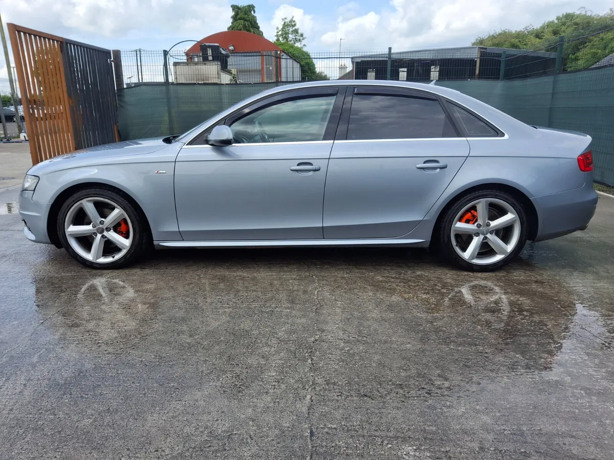 2010 Audi A4 S-Line 2.0 Tdi - Image 2