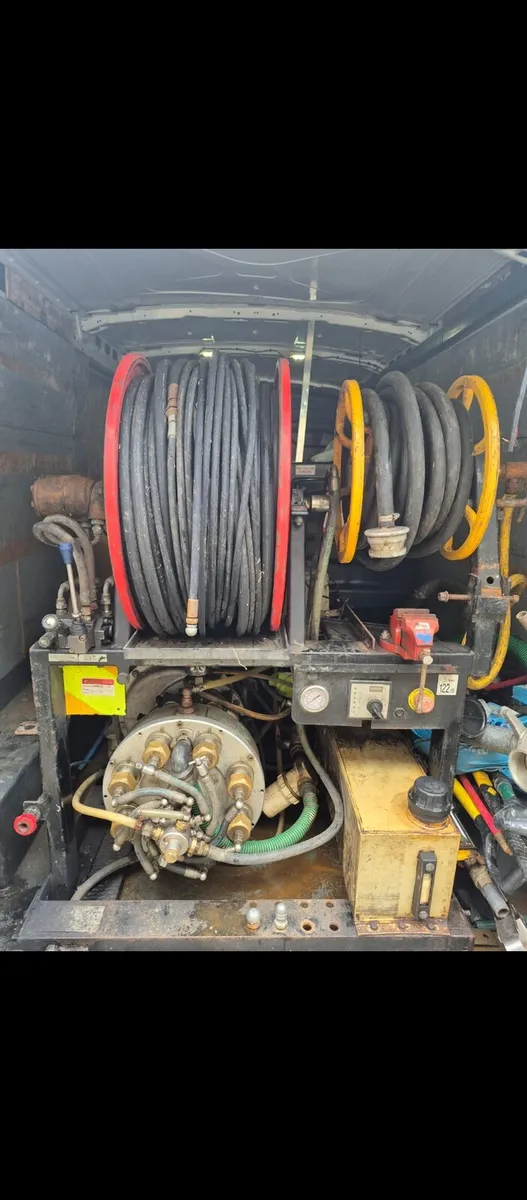 Jetting machine