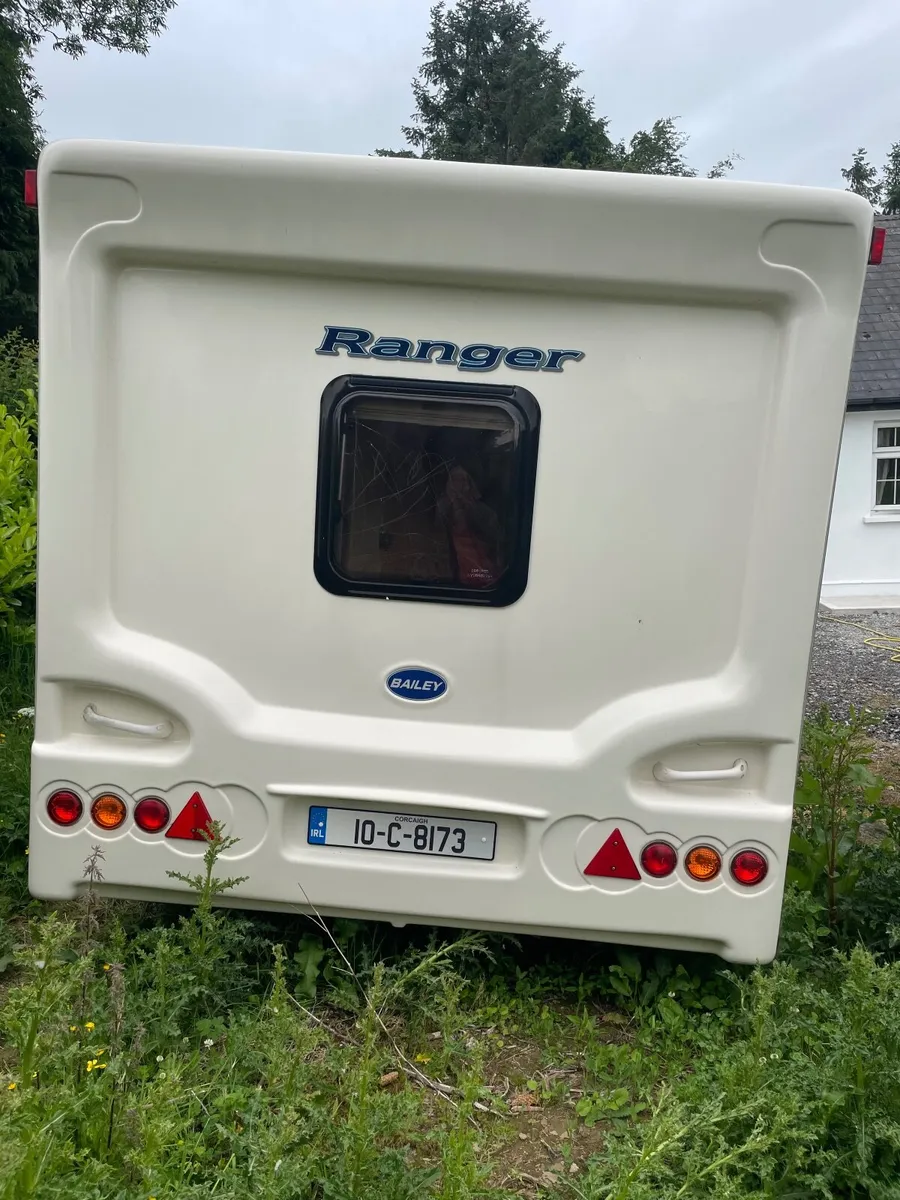 Caravan - Image 3