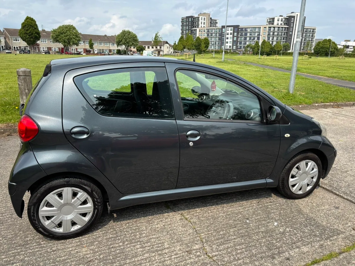 Toyota aygo - Image 2
