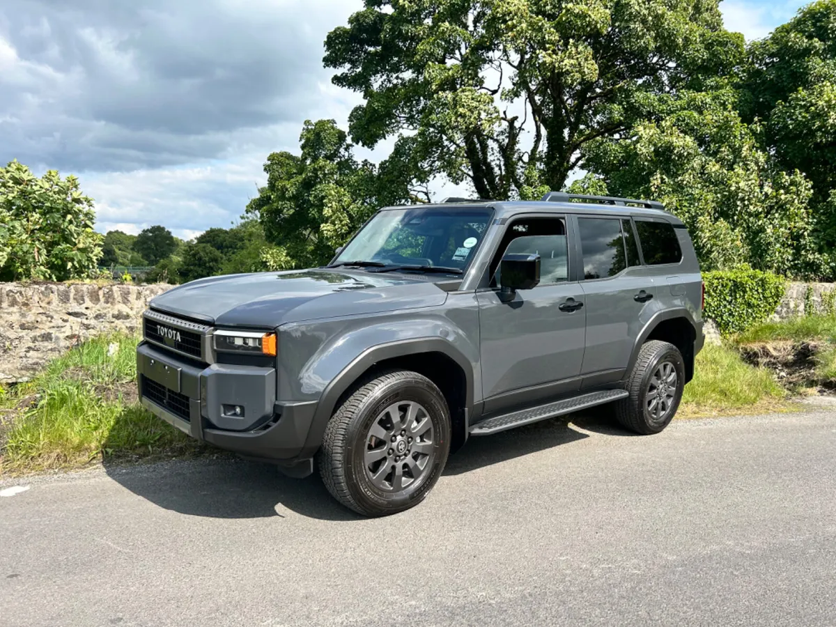 Toyota Land Cruiser Prado 2025 - Image 1