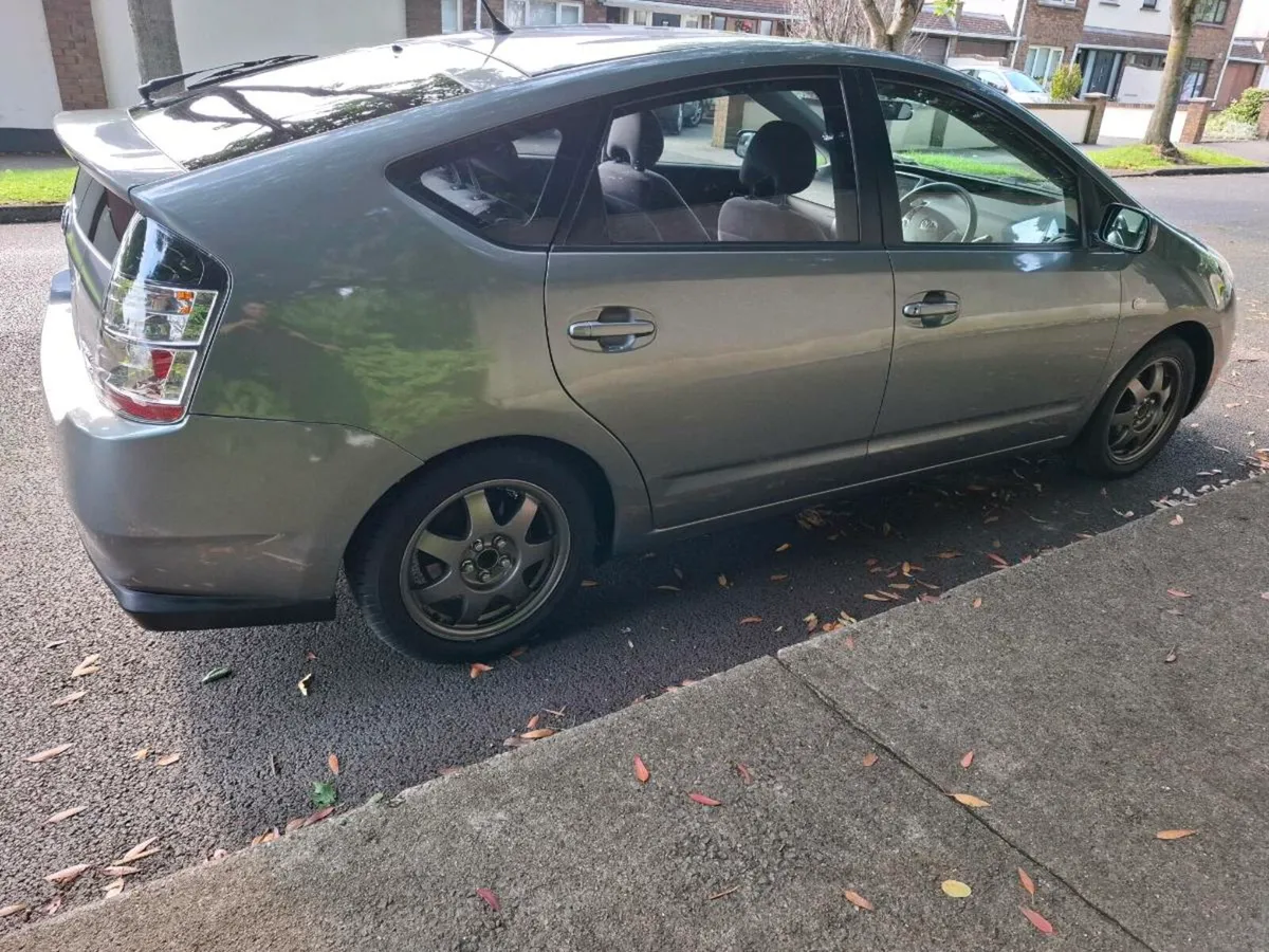 TOYOTA PRIUS 82000 MILES , NEW NCT - Image 3