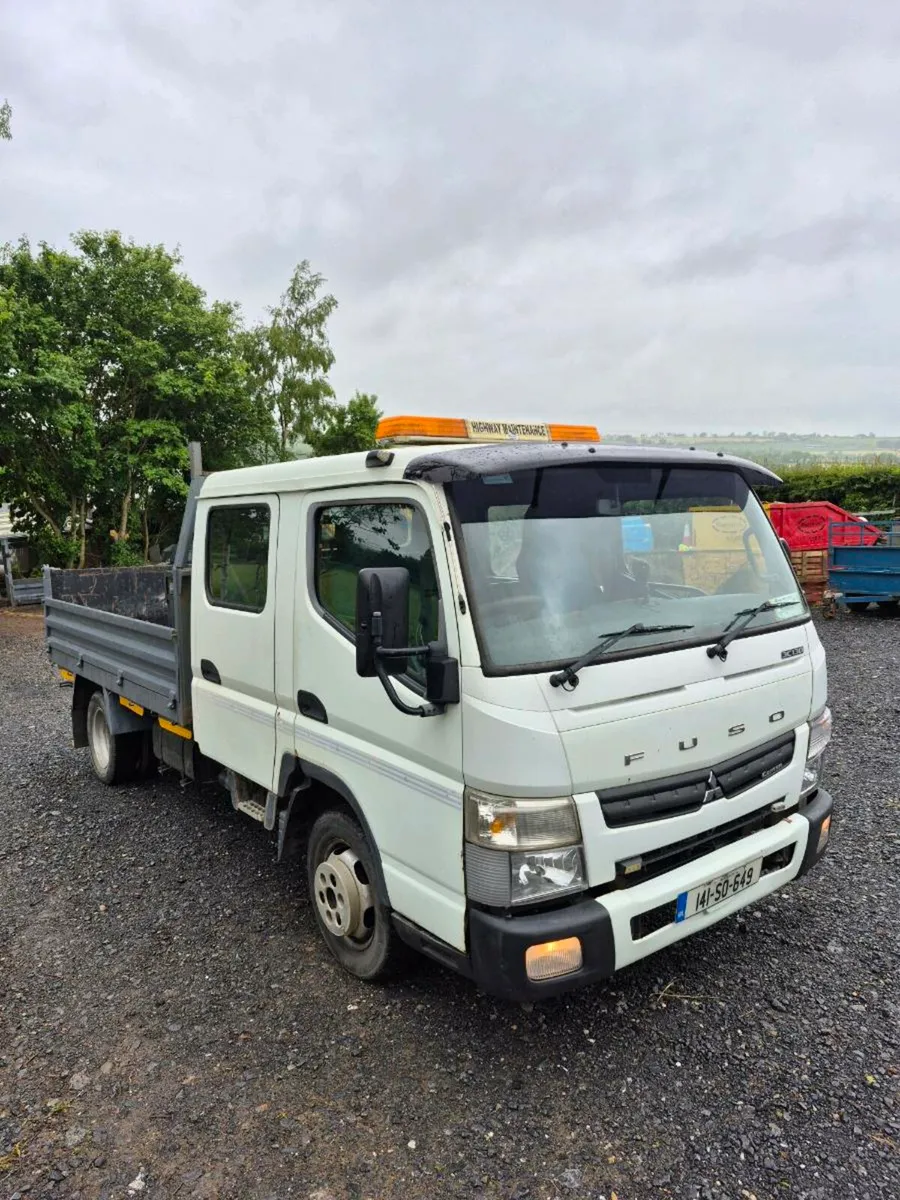 2014 Fuso Canter Crew Cab 3.5T - Image 1