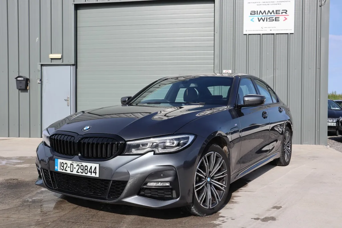 BMW 330e M Sport | Shadow Line | Full Warranty | - Image 1