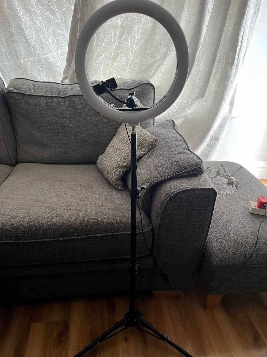 Ring light - Image 2