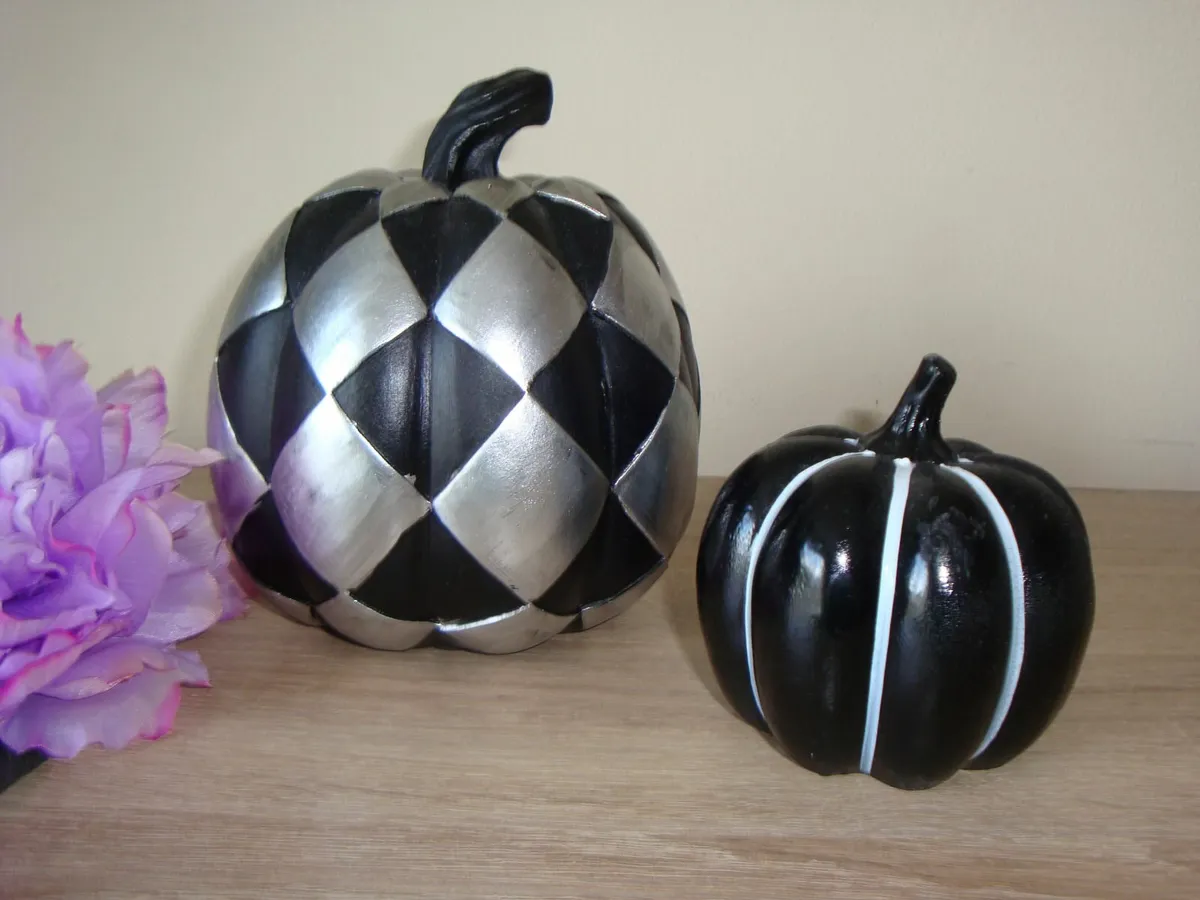 Two black silver/white pumpkins - Image 1
