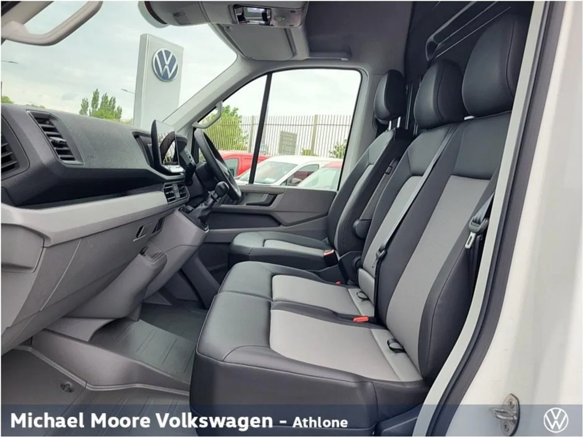Volkswagen Crafter HL 35lwb 2.0tdi 140BHP M6F 5DR - Image 4