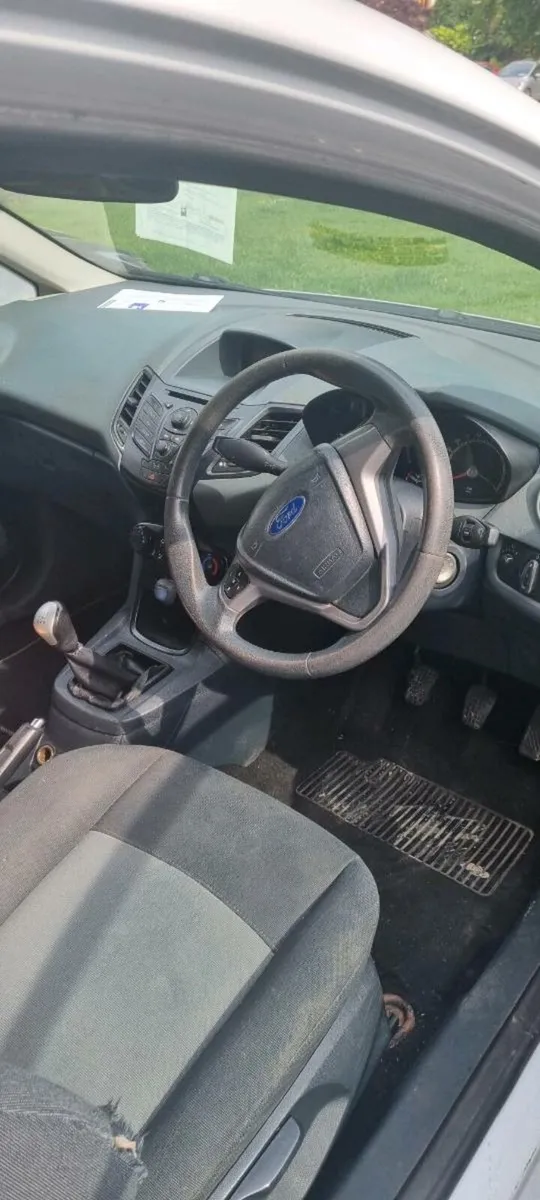 Ford Fiesta Van - Image 3