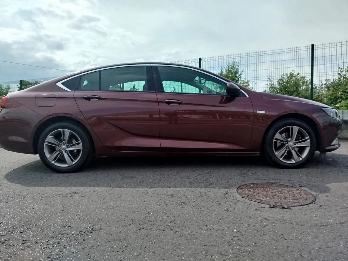 Opel Insignia 2019.SRI EDITION LOW KM - Image 3