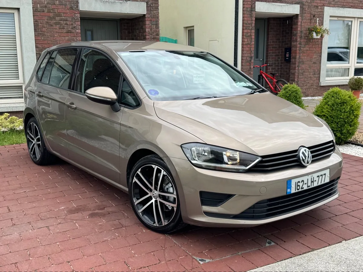 2016 VW Golf SV 1.6Tdi “VERY LOW MILEAGE” - Image 2