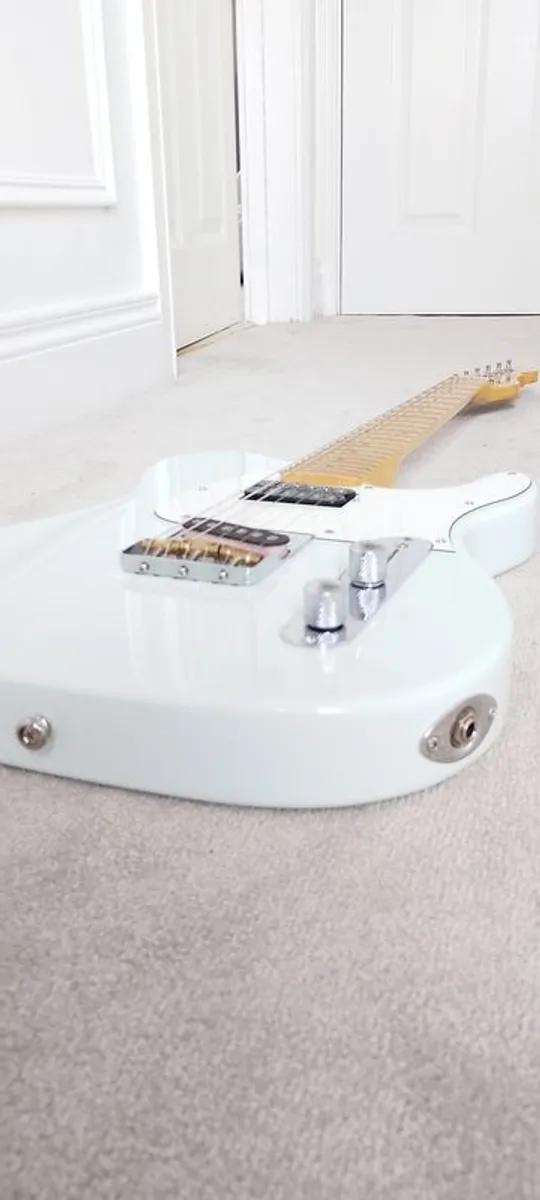 G&L ASAT tribute - Image 1