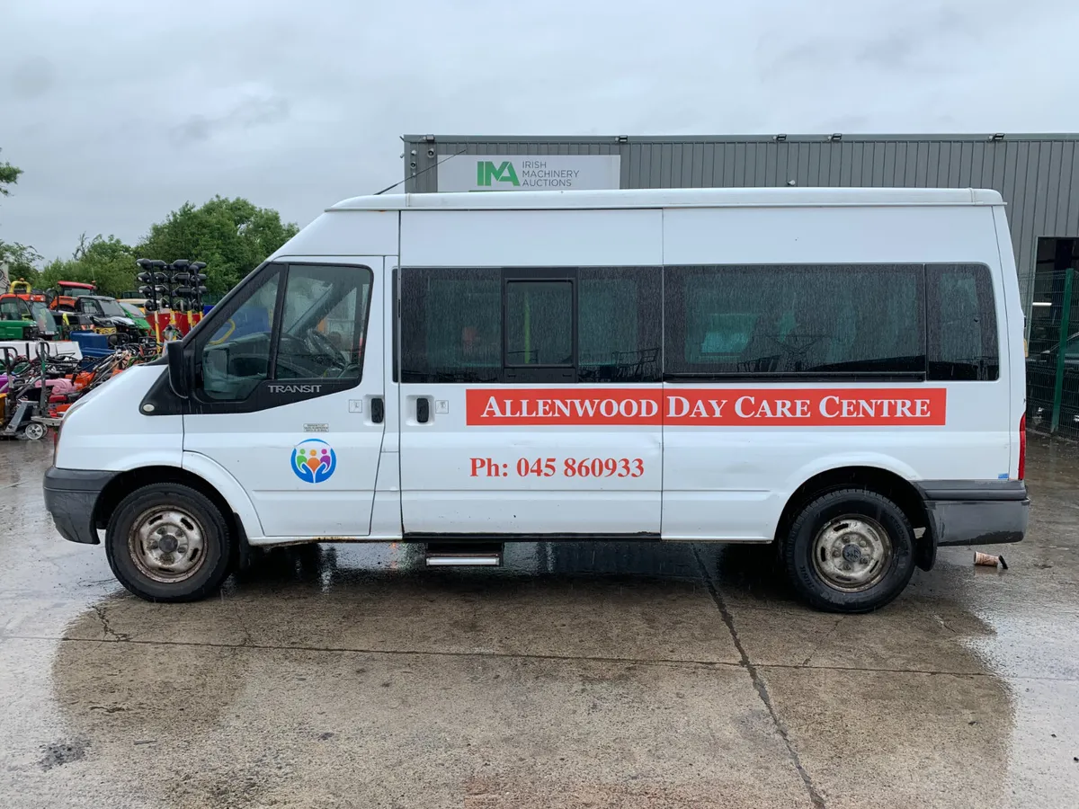 BID ONLINE NOW - 2013 FORD TRANSIT 14 SEATER BUS - Image 2
