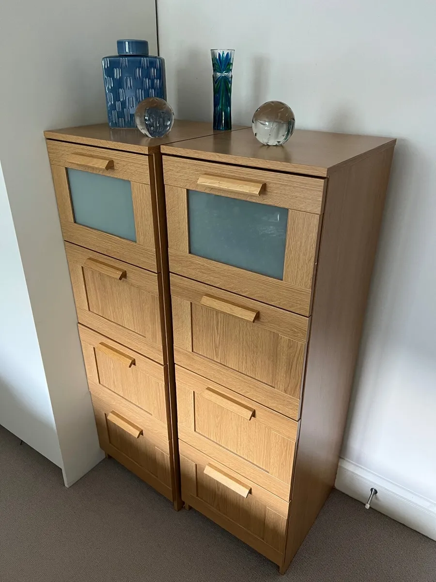 Set of 2, Chest of  4 drawers - Image 1