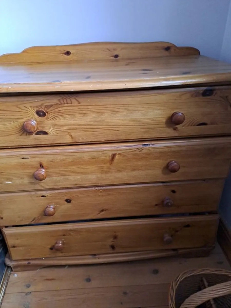 Bedroom furniture - Image 3