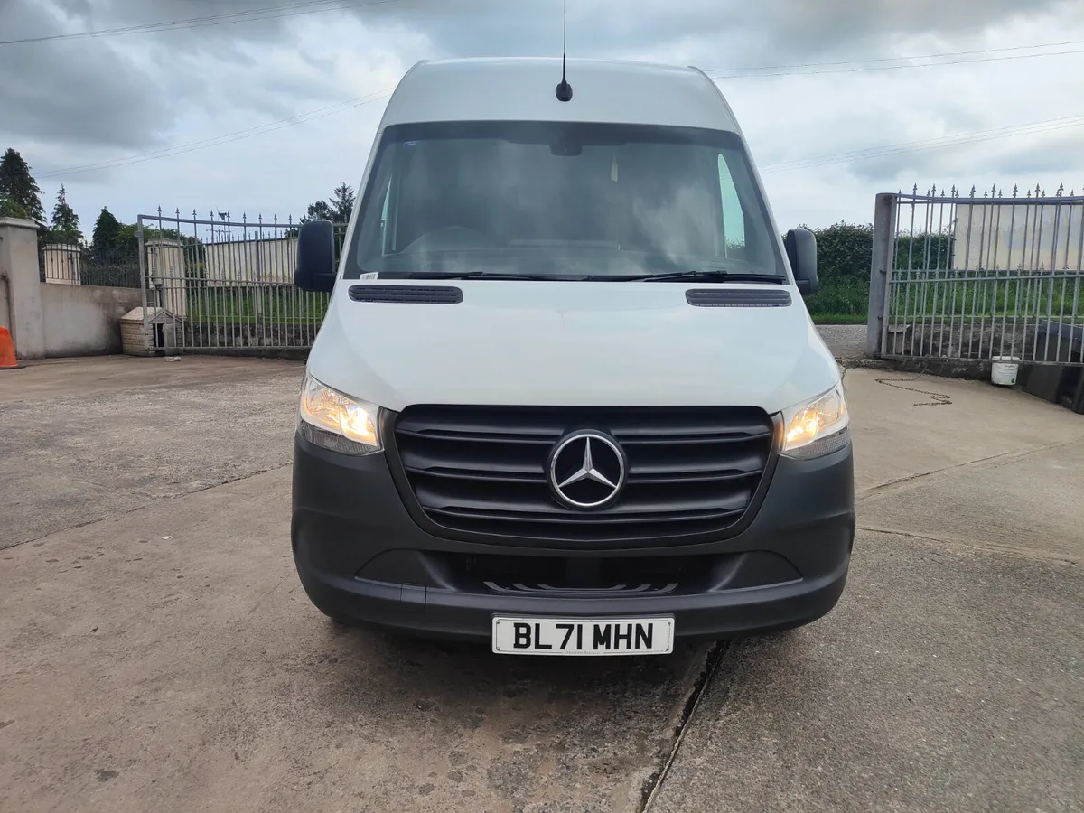 2022 MERC  SPRINTER 315 CDI L2 RWD - Image 2