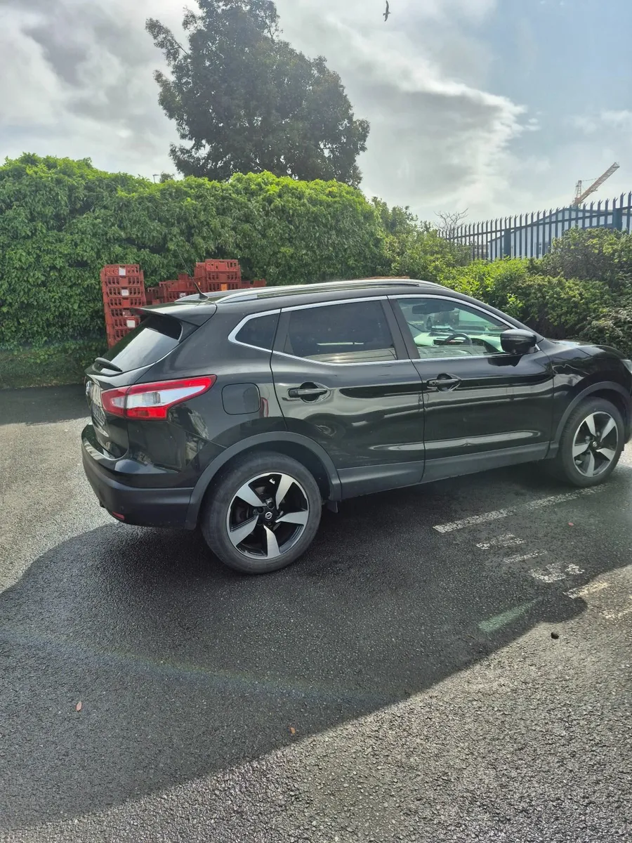 Nissan Qashqai     LOW KMS, LONG NCT 04/27 - Image 3