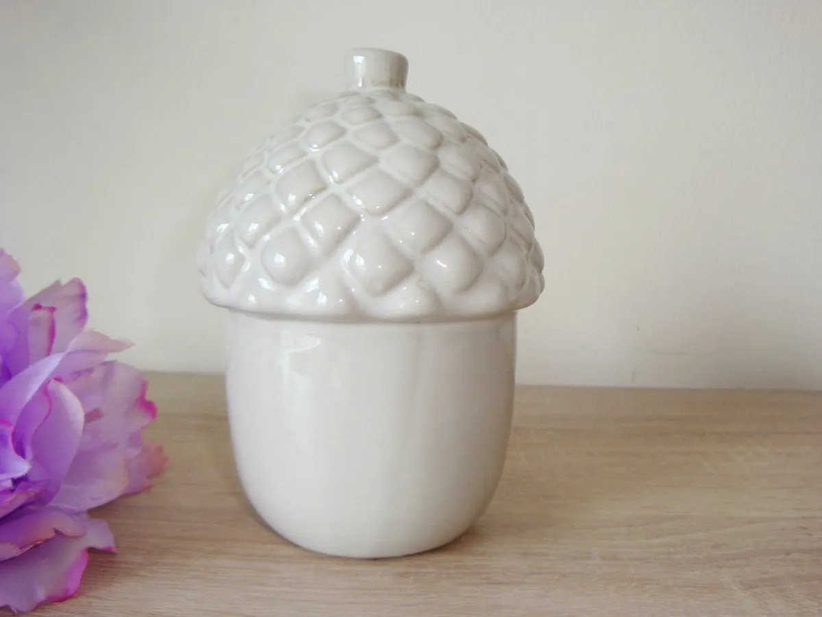 Acorn ceramic home decor - Image 1