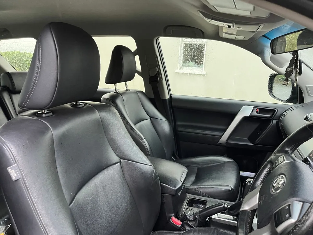 Toyota Land Cruiser 2015 - Image 2