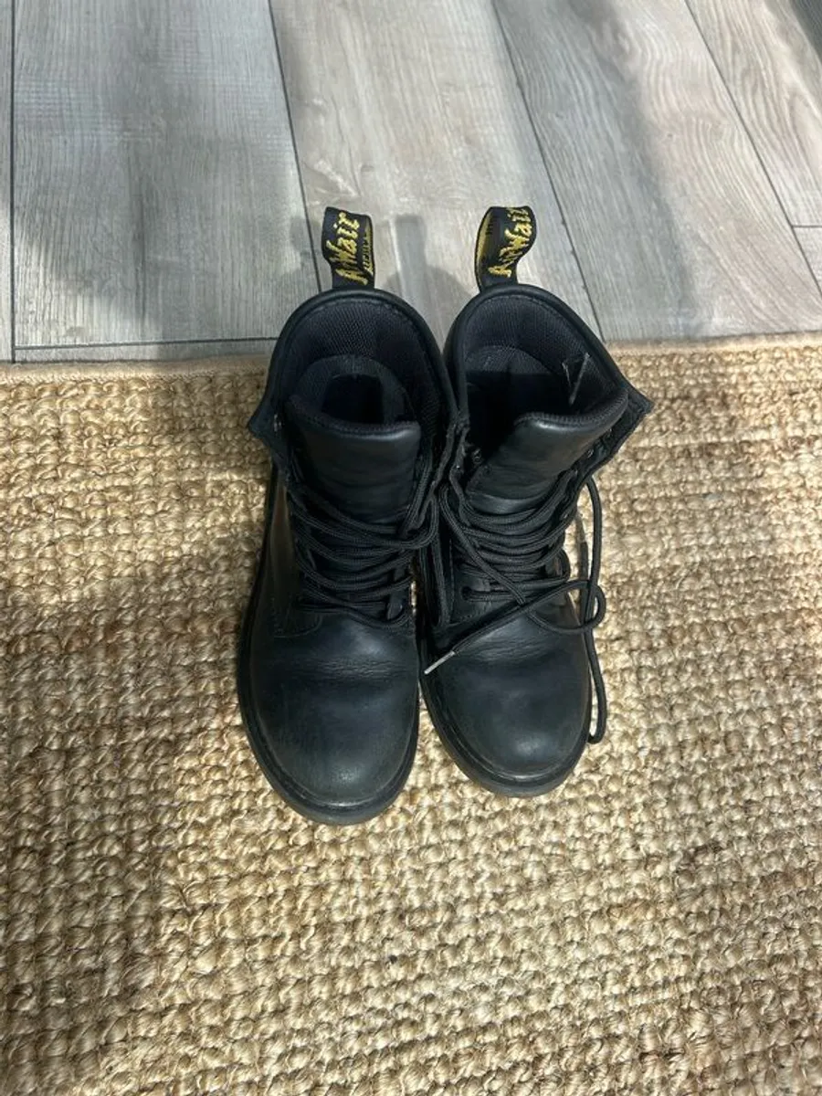 Kids Doc Marten Boots size 32 (13) - Image 1