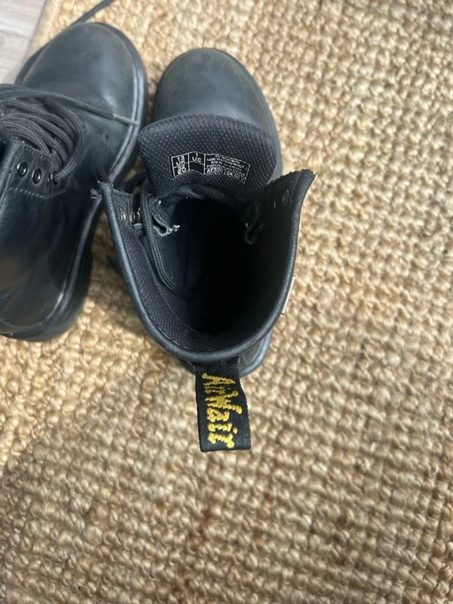 Kids Doc Marten Boots size 32 (13) - Image 3