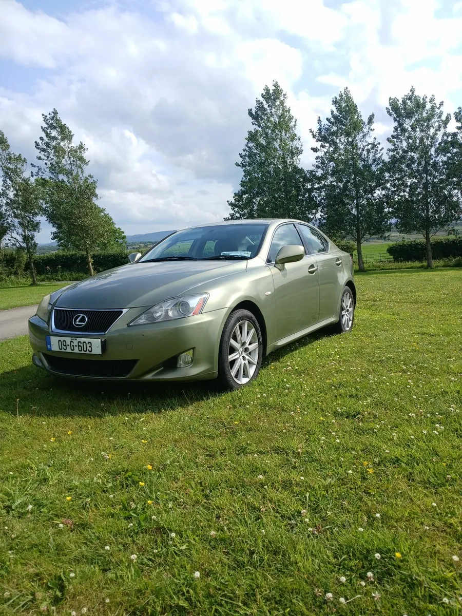 Lexus Is220d - Image 3