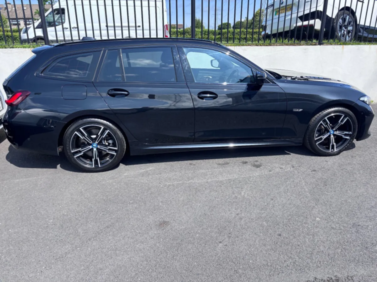 BMW 3 SERIES 330e M SPORT ESTATE / FACELIFT - Image 3