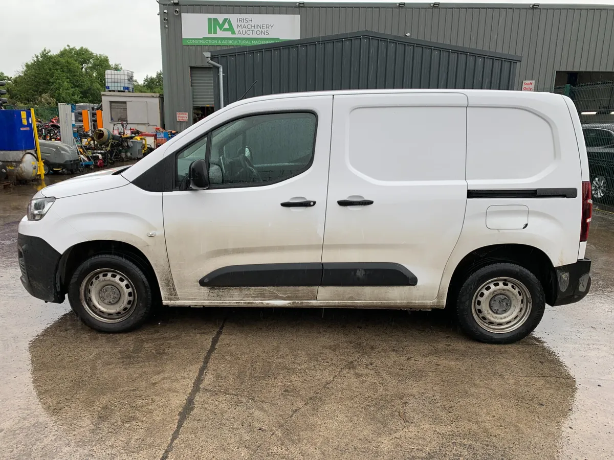 BID ONLINE NOW - 2023 CITROEN BERLINGO VAN FOR AUC - Image 2