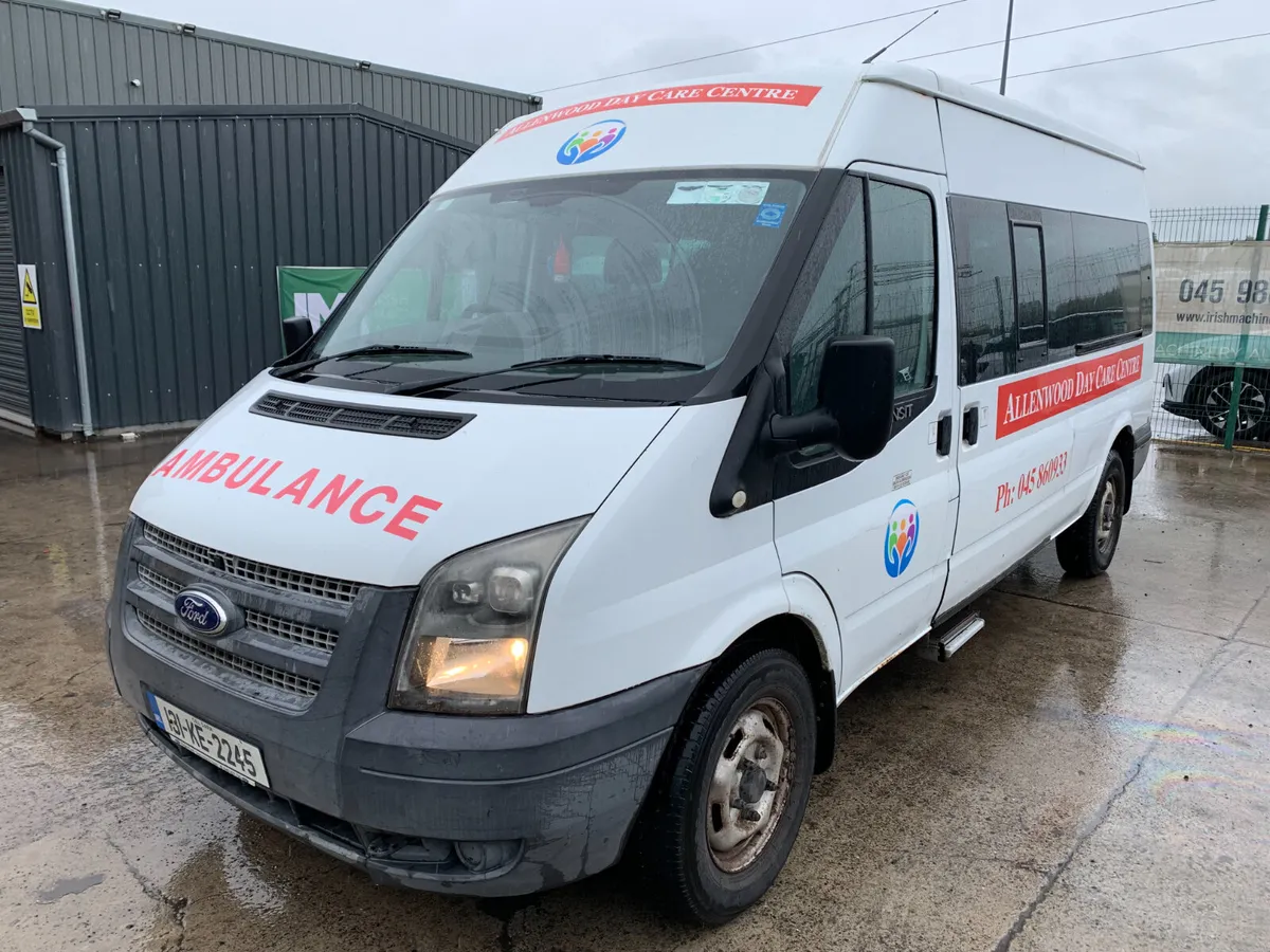 BID ONLINE NOW - 2013 FORD TRANSIT 14 SEATER BUS - Image 1