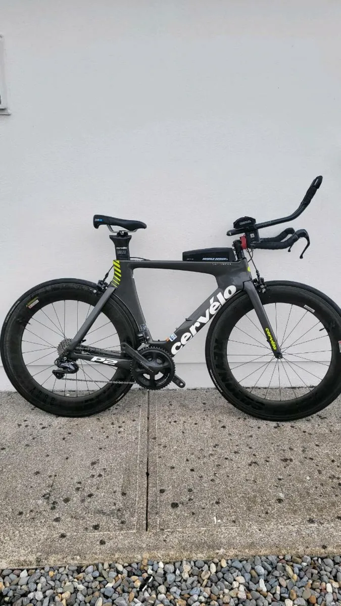 Cervelo P2 triathlon bike - Image 1