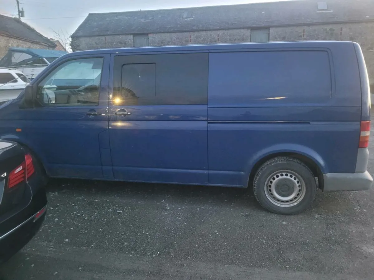VW Transporter - Image 2