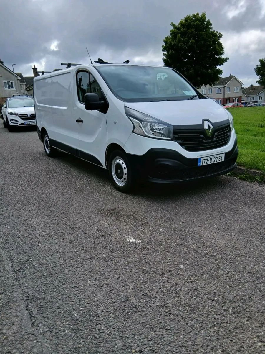 172 RENAULT  TRAFFIC LWB - Image 1