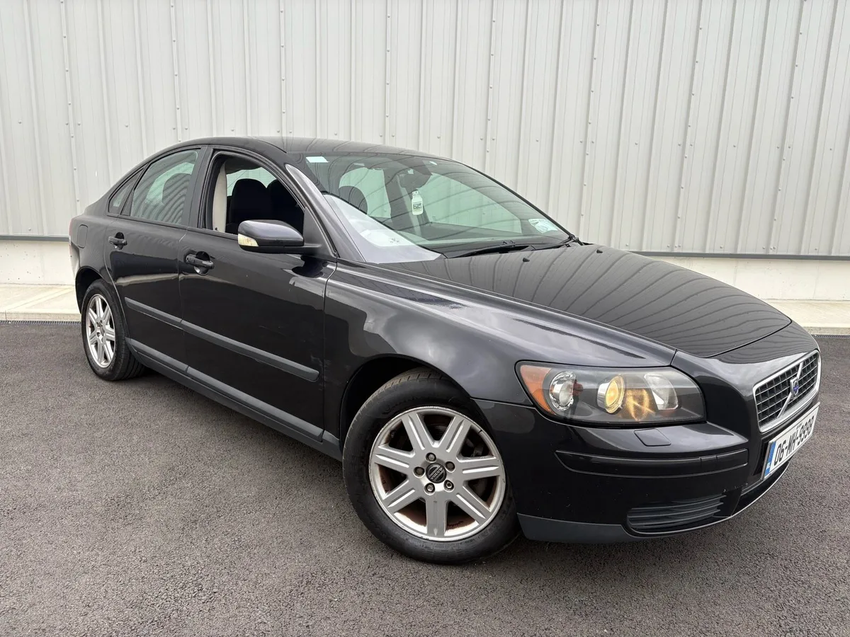 Volvo s40 NCT & TAX - Image 1