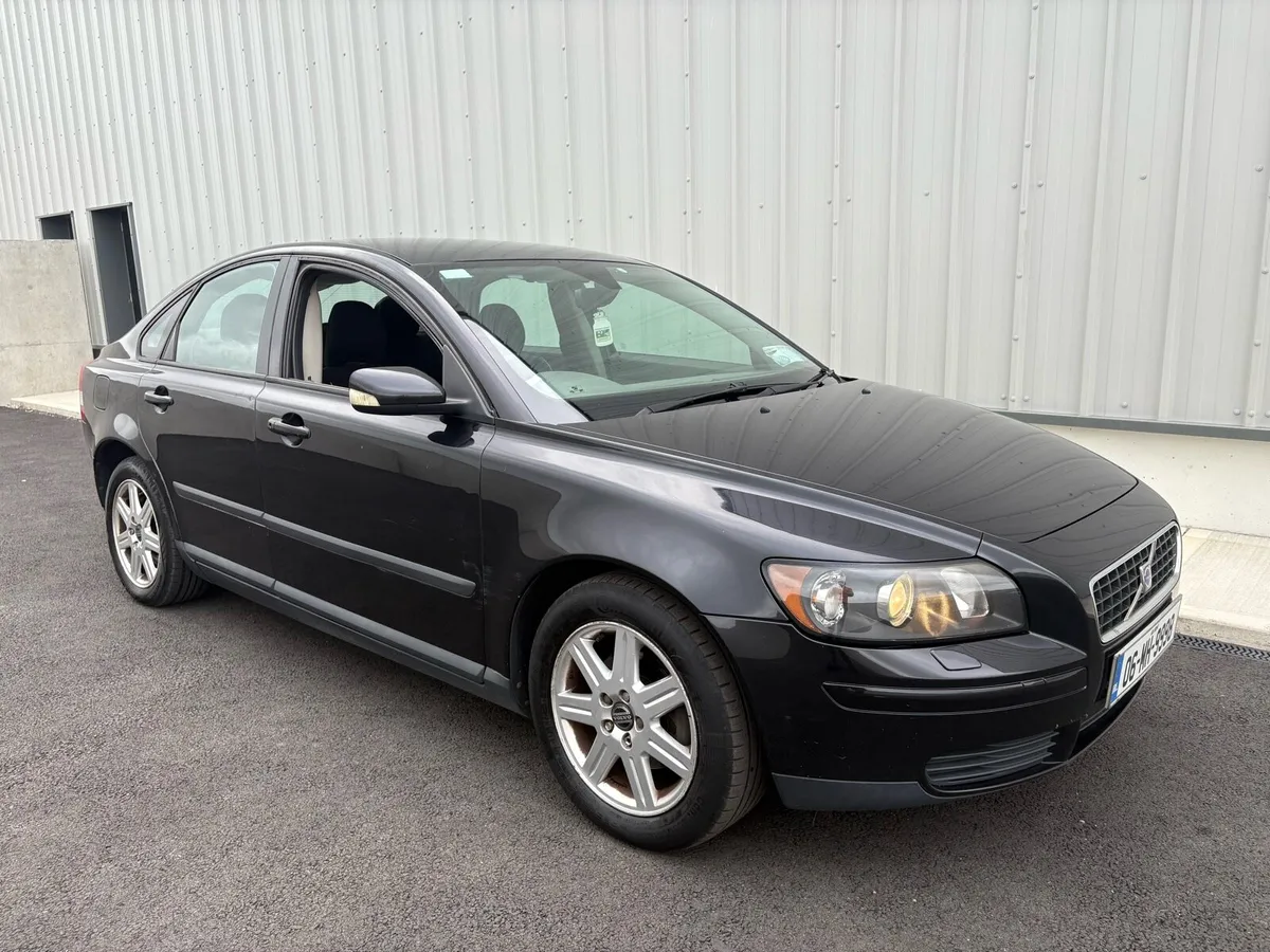 Volvo s40 NCT & TAX - Image 2